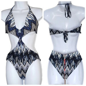 NWT Red Carter twist front indigo blue cutout one peice swimsuit. Size M